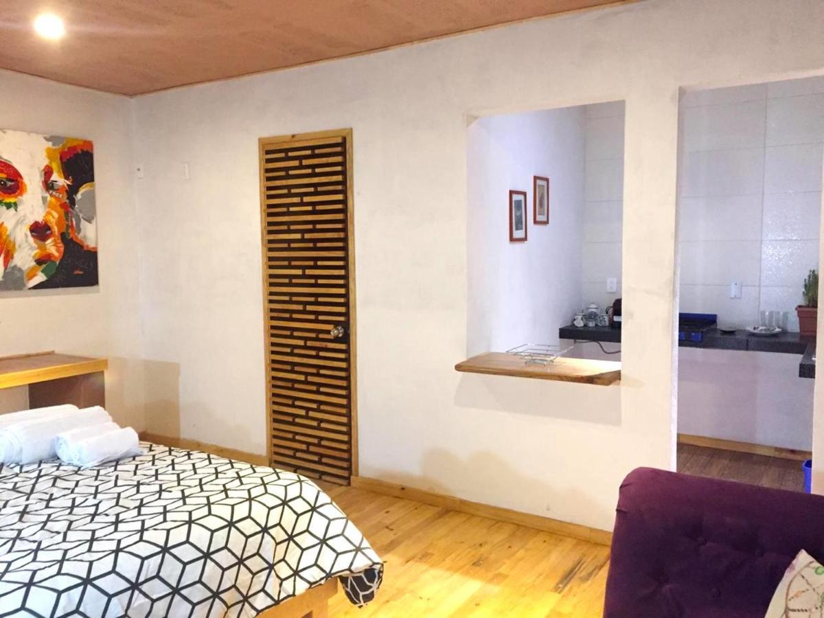 Pascual Inn Suites 촐룰라 외부 사진